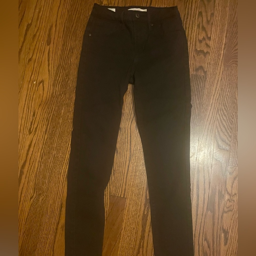 Levi skinny 521 black jeans